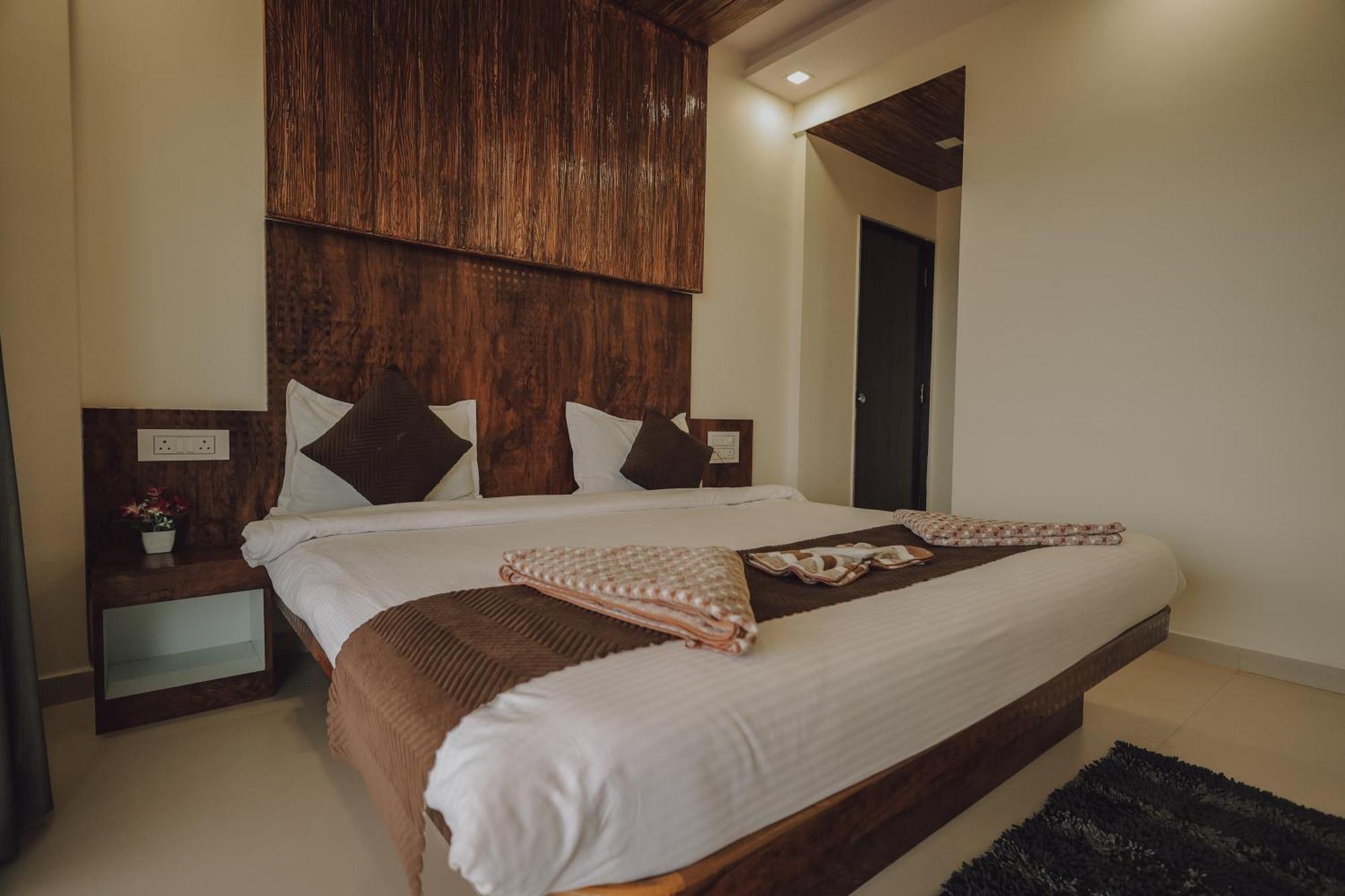 Hotel Mahabaleshwar Mount View Ngoại thất bức ảnh