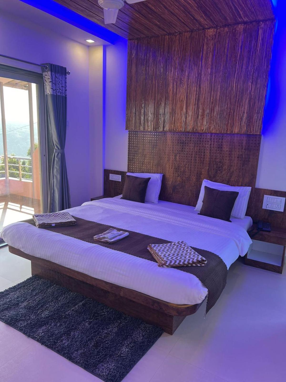 Hotel Mahabaleshwar Mount View Ngoại thất bức ảnh