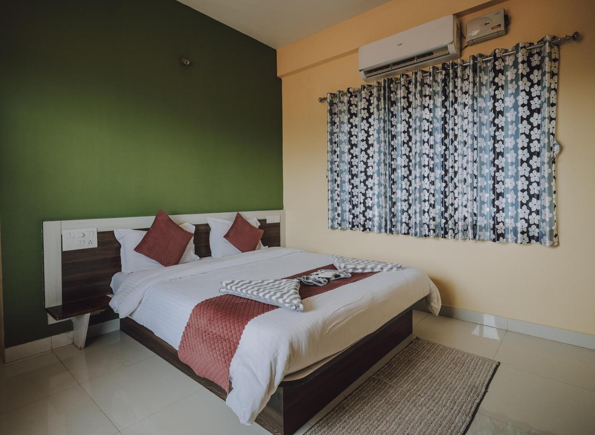 Hotel Mahabaleshwar Mount View Ngoại thất bức ảnh