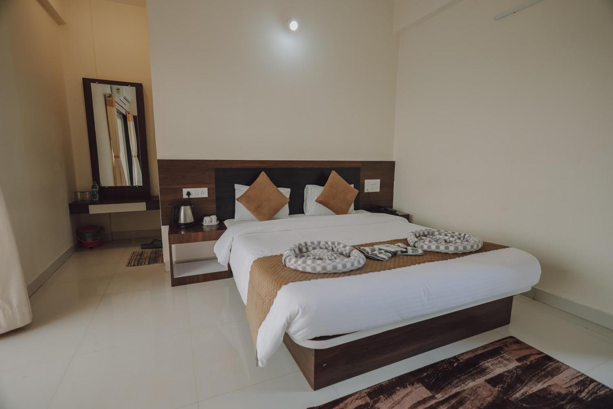 Hotel Mahabaleshwar Mount View Ngoại thất bức ảnh